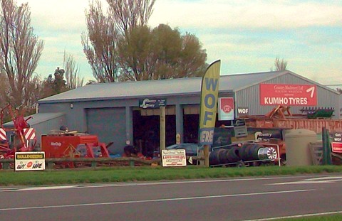 Country Machinery Logo